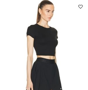 EUC Alo Soft Crop Finesse Short Sleeve Top